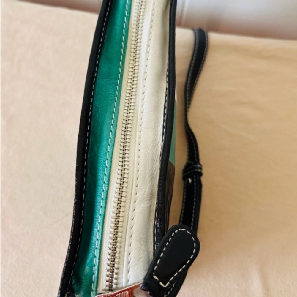 Balenciaga Rare Bazar Line Crossbody lambskin leather bag authenticated by PM - Picture 14 of 17